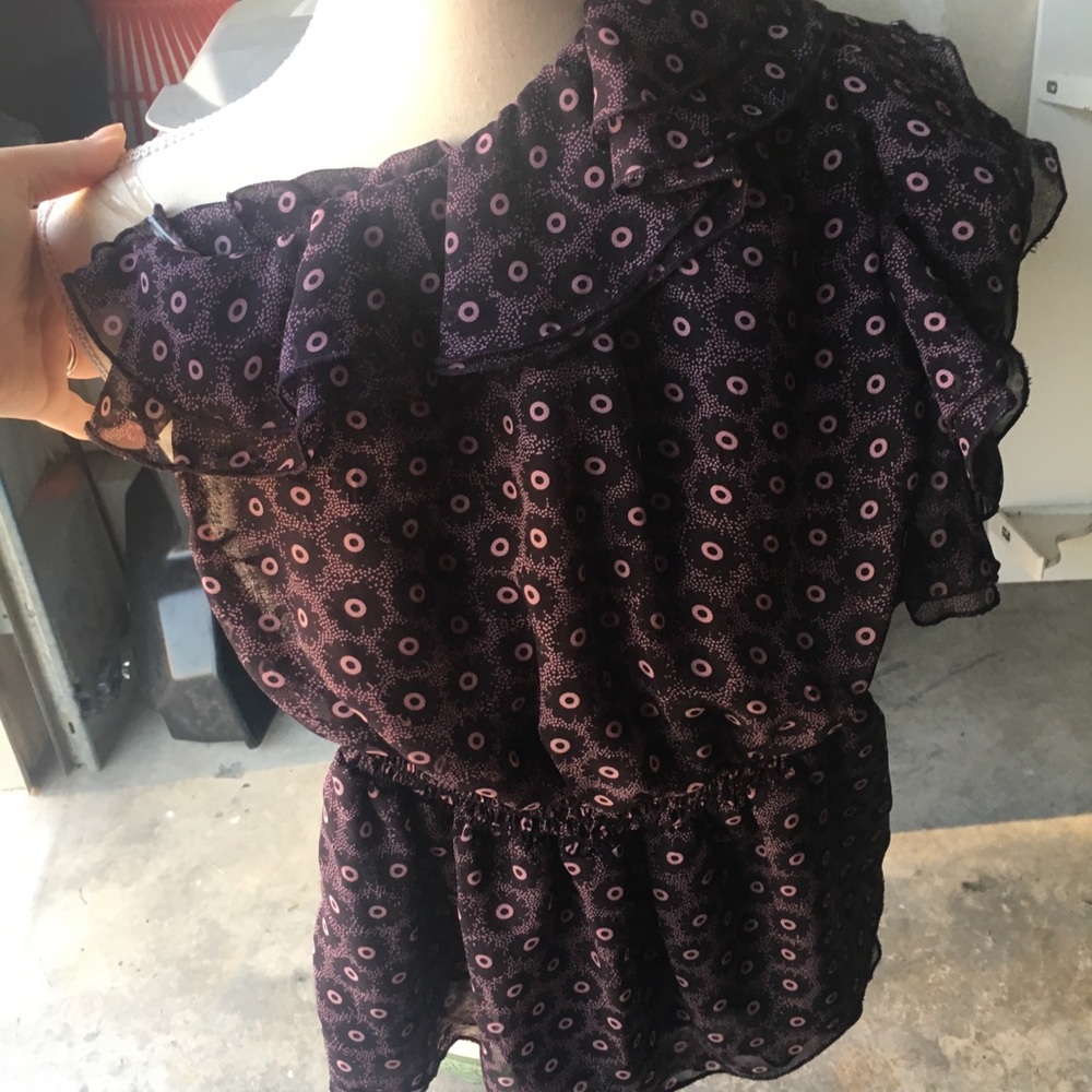 One shoulder top